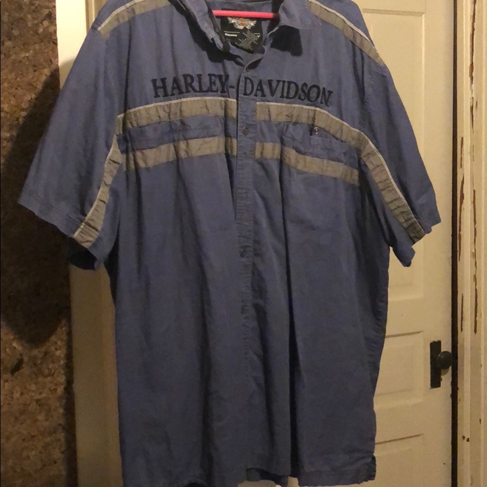 Men’s Harley button up!!
